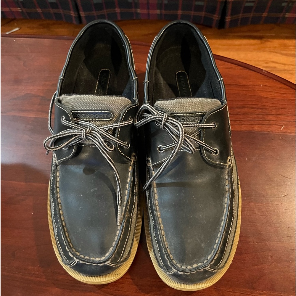 Men’s leather topsiders  like boat shoes with rubber sole gently worn